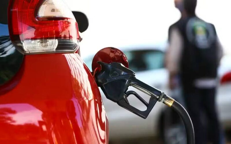 Piauí reduz ICMS sobre diesel importado, mas Ceará mantém mesma taxa