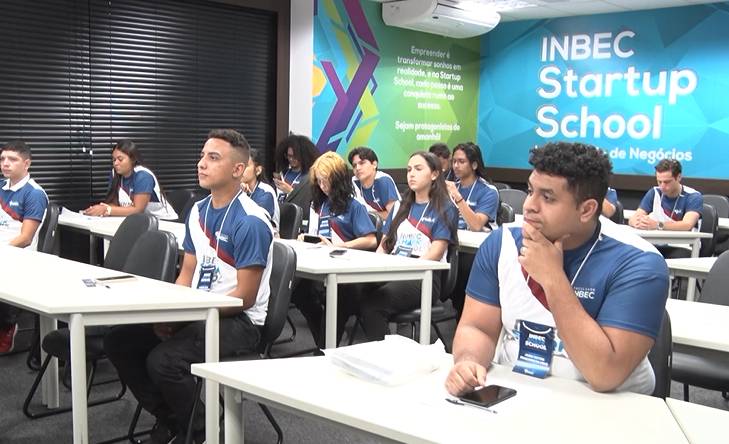 Escola INBEC Shark inova na preparação de estudantes para o mercado de tecnologia e engenharia, mudando destinos.