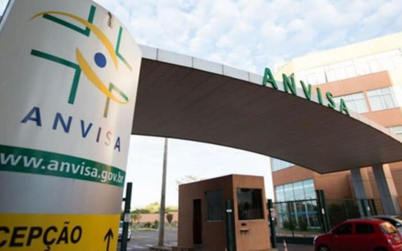 Anvisa interrompe distribuição de lote de dipirona devido a possível contaminação