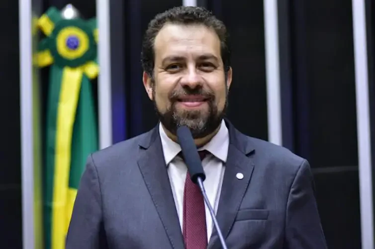 Boulos promove iniciativa do Governo Federal em Fortaleza com ofertas gratuitas nesta quinta-feira (16); descubra como se inscrever