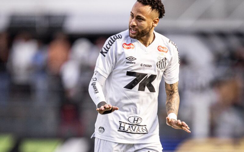 Neymar gera alarme na Seleção devido a desentendimento médico entre Santos e CBF. Saiba mais!