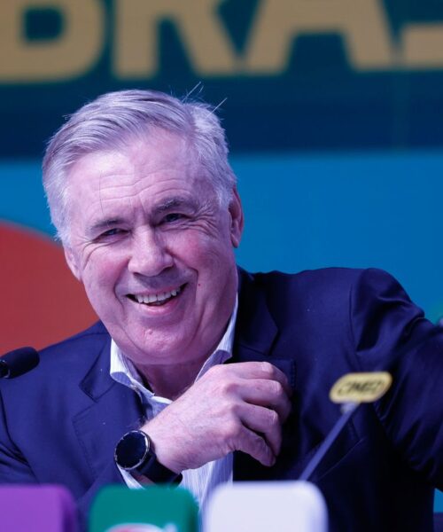Ancelotti mantém mistério sobre time titular antes do confronto crucial contra o Haiti