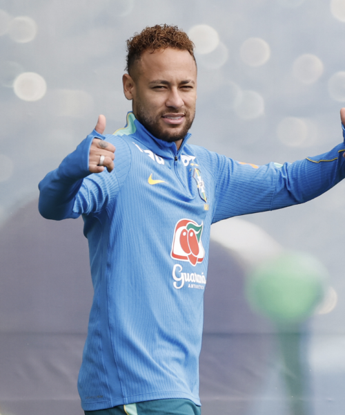 Entenda as razões que levaram Wesley a ser afastado da Copa enquanto Neymar continua no time: análise das lesões.