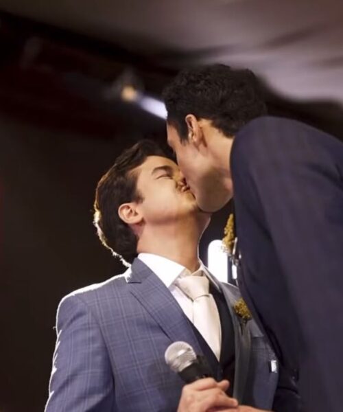 Douglas Souza, atleta da Seleção Brasileira de Vôlei, celebra seu casamento com Gabriel Campos em São Paulo