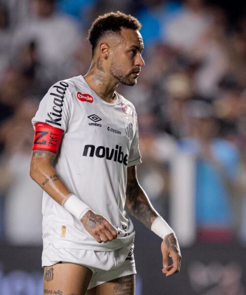 Santos e Neymar selam pacto para quitação de dívida em parcelas que se estenderão por quase sete anos