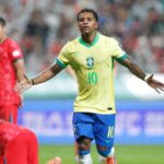 Rodrygo retoma atividades após seis meses de cirurgia; médico enfatiza cuidados na recuperação do LCA
